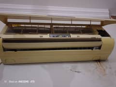 Pel 1 ton split ac