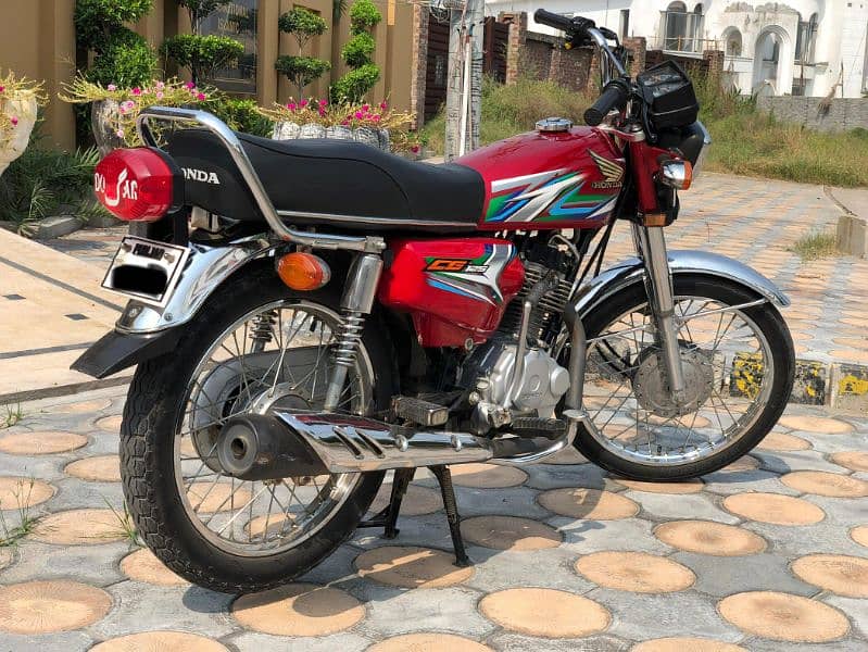 HONDA CG 125 MODEL 2023 6