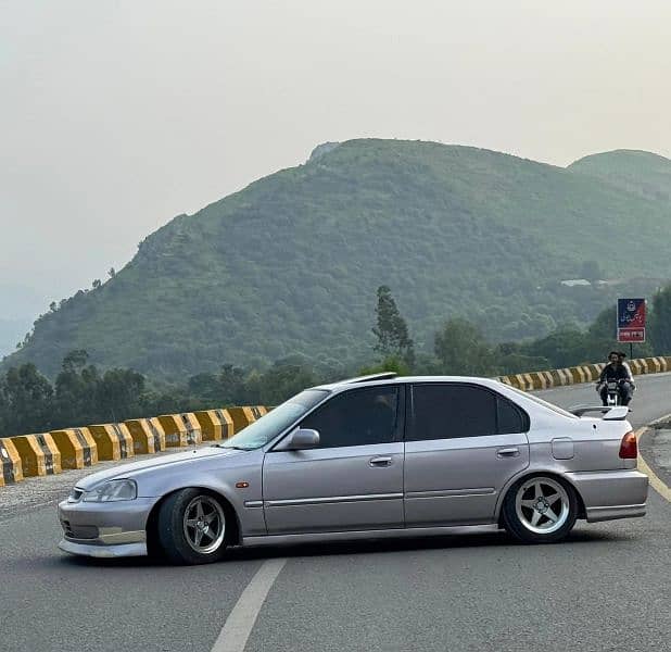 Honda Civic sunroof vti vtec very urgent 12