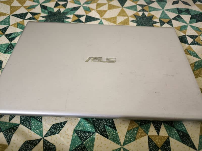 Asus Vivo Book Core i7 10th Gen 12/512SSD 4