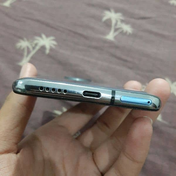 Oneplus 7t pta approved back crack 2