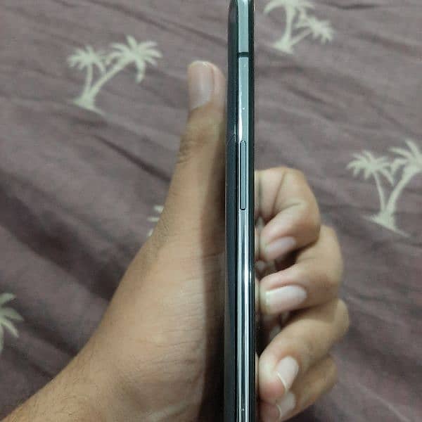 Oneplus 7t pta approved back crack 5