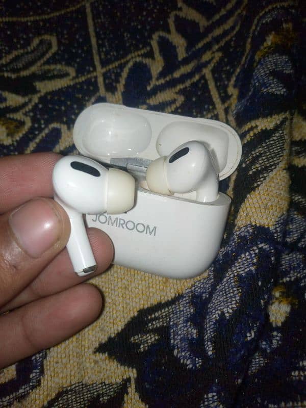 Plz buy my airpods 3