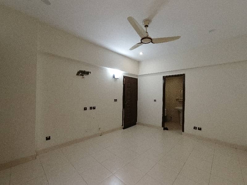 Three Bed Flat Available For Sale At Ivnestor Rate In Dha Phase 2 Islamabad. 14