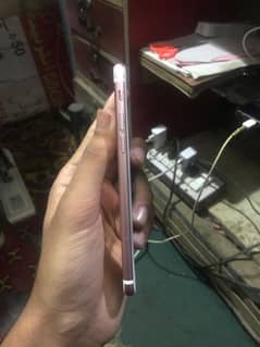 iphone 6s 03015880695 watsapp 0