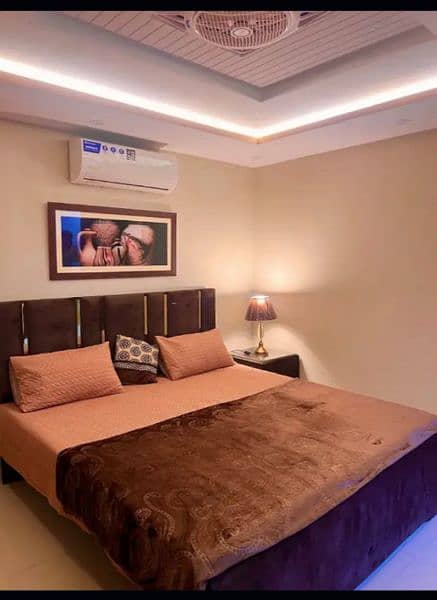 One bed luxury apartment for short stay like(3to4)hours in bahria town 0