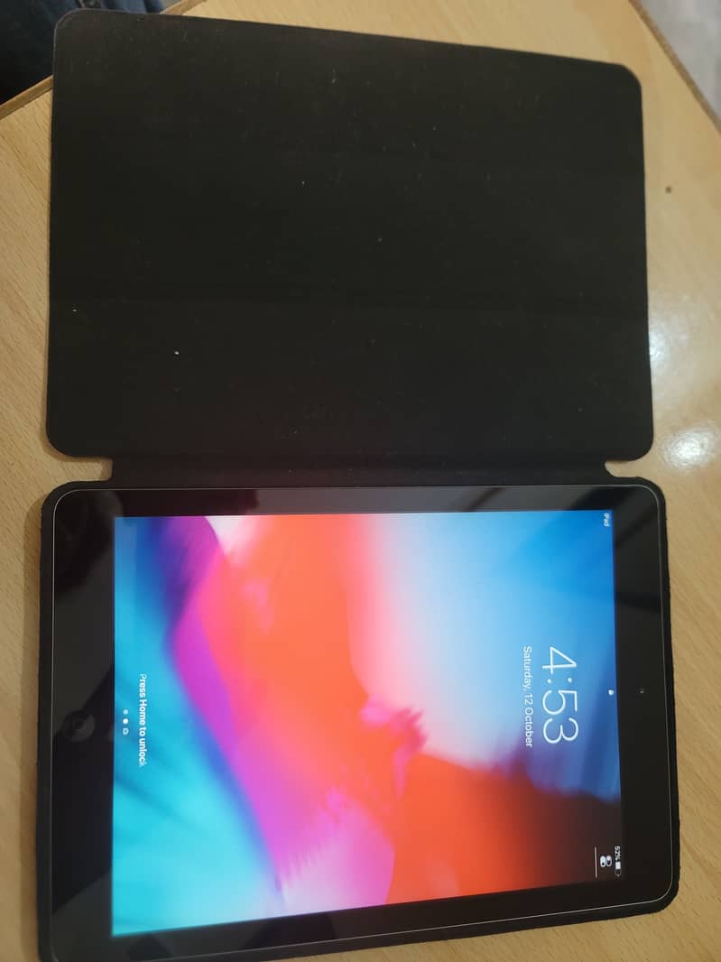 Apple Ipad air 1st Gen 32GB Condition 10/10 1