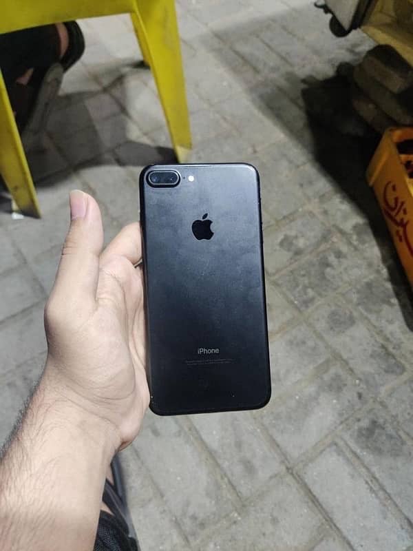 iPhone 7 Plus 4