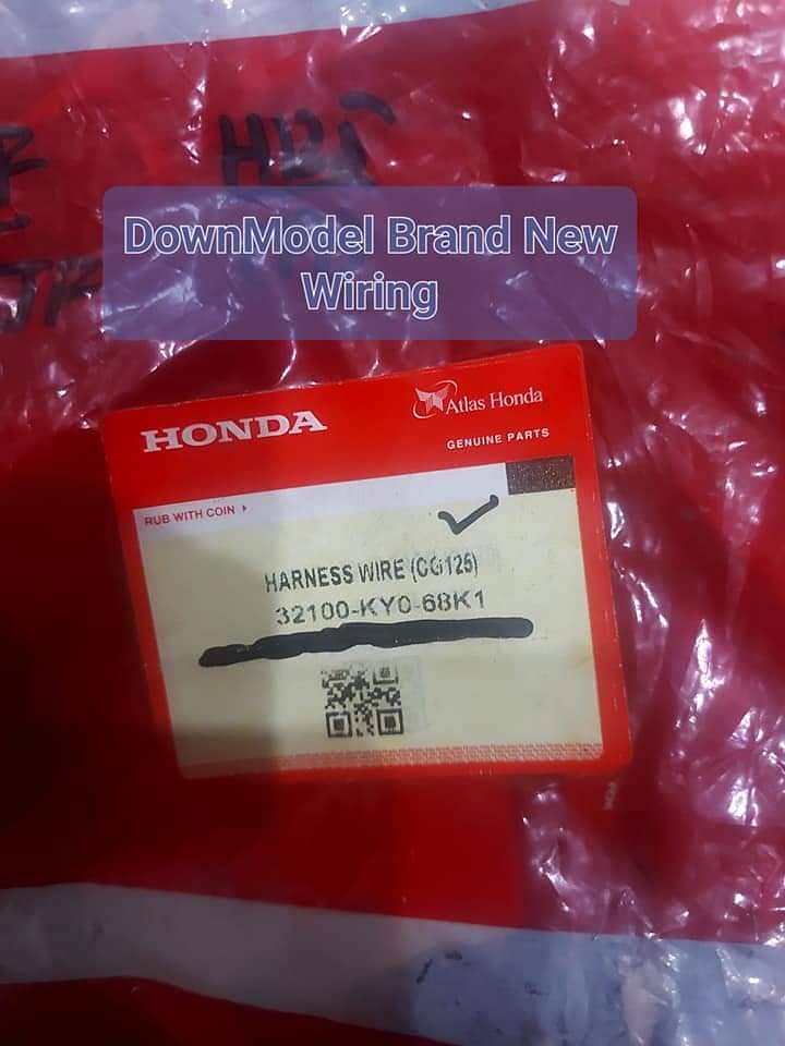 Honda 125 Euro Genuine Head Cylinder 13