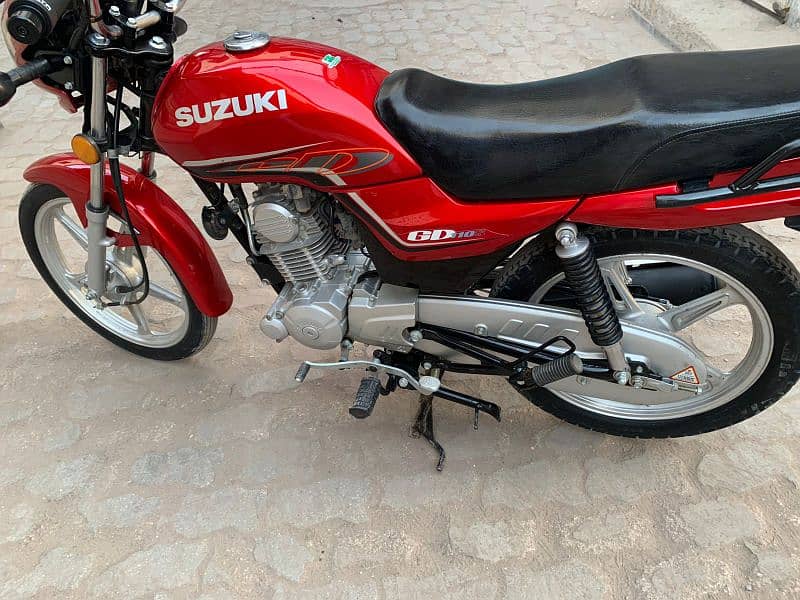 Suzuki GD 110S 8