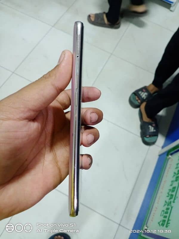 Oppo reno 5  with box and charger 2