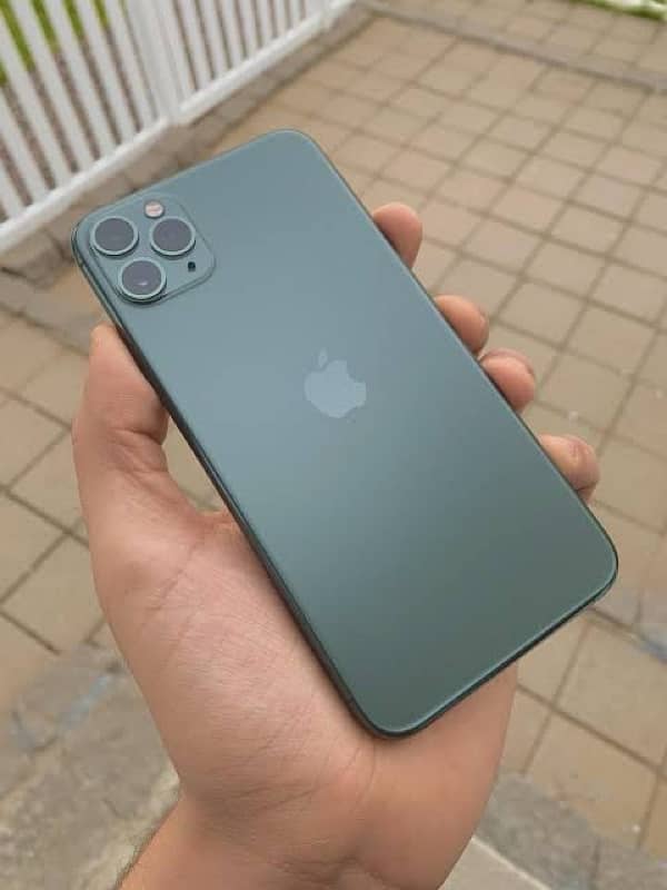 iPhone 11Pro Max 256Gb Factory Unlock 1