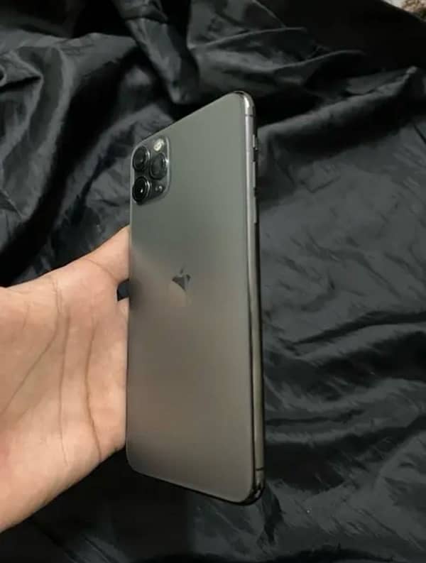 Iphone 11 pro max exchange possible 4