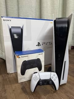 Ps5 disc edition 825gb with extra controller and full box