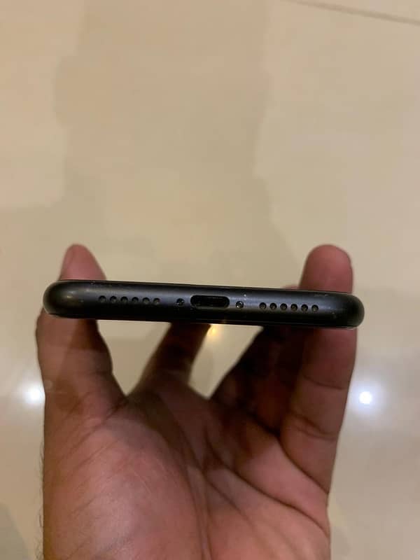 iphone 11 PTA 6