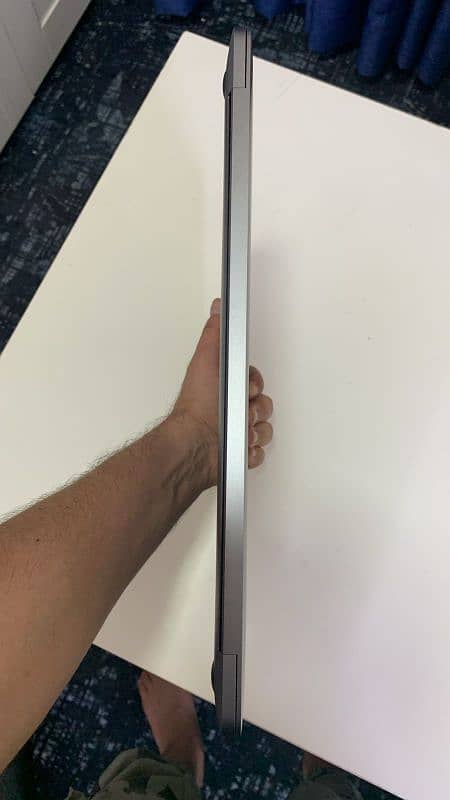 MacBook Pro 2019 16" 2