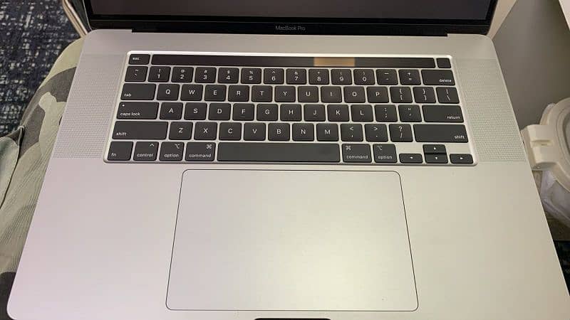 MacBook Pro 2019 16" 5