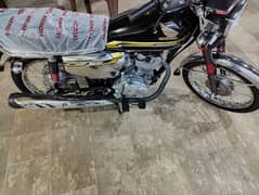 125 2021 Model Self Start Special Edition full jenuine bike neat Clean