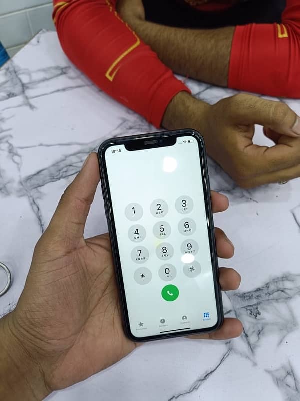 iphone 11 64gb all ok simtime exchange 11 pro 3