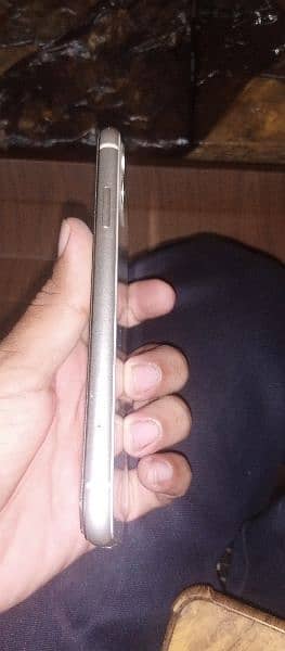 iPhone11 64GB no Pta battery panl Cang ha koi masal ni phone man 3