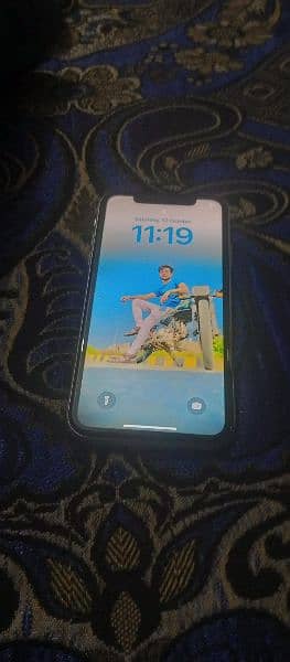 iPhone11 64GB no Pta battery panl Cang ha koi masal ni phone man 4