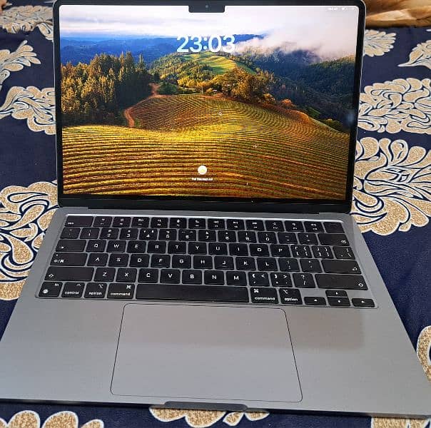 MacBook Air M2, 2022 1