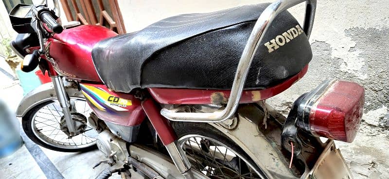 Honda cd 70 2015 model in red for sale 3