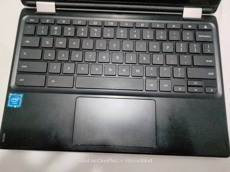 Acer Chromebook/ laptop touch screen 2