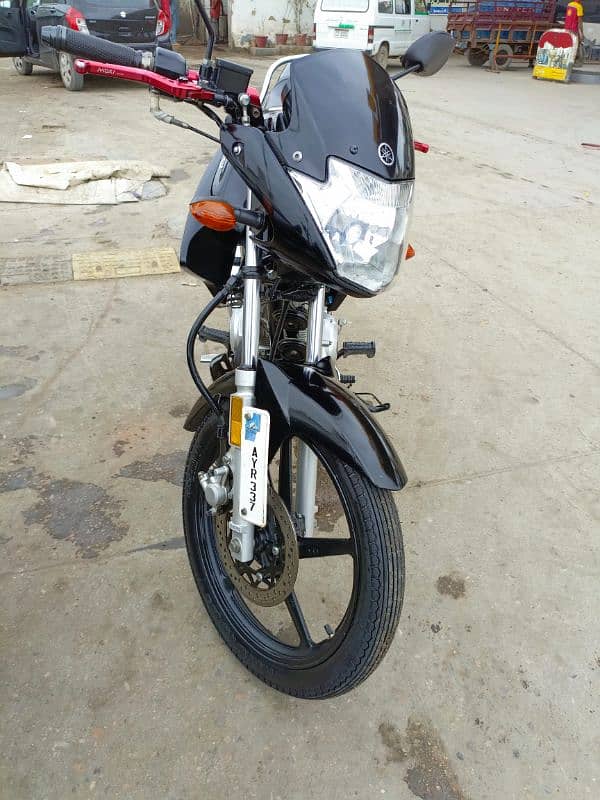 Yamaha YBR 125 Islamabad Reg, like new condition 4