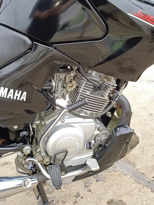 Yamaha YBR 125 Islamabad Reg, like new condition 6