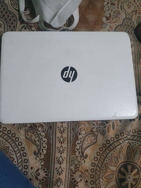 laptop hp core i3 4th generation hn 8 GB ram or 500gb HDD 1