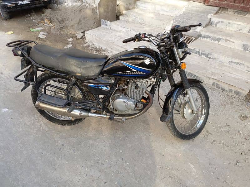 Suzuki GS 150 2015 model 7