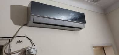 Gree 1.5 Ton Non Inverter AC 0