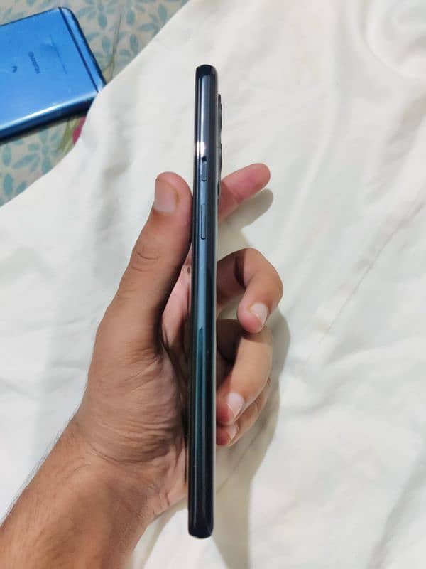 oneplus 9 (price will be negotiable) 1