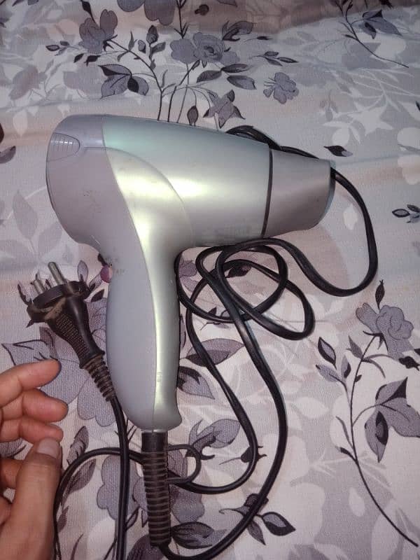 Braun swing 1200 hair dryer 0