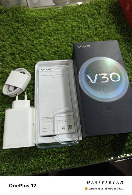 vivo v 30 5gb 12/256gb green 1