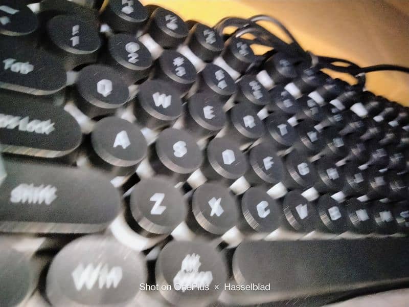 Gaming keyboard 3