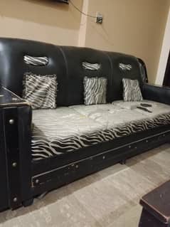 6 seater sofa set for sale. . . urgent