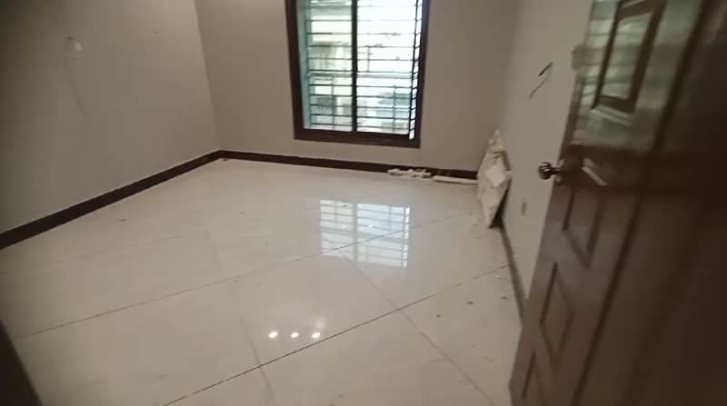 North Nazimabad Block - i 4bed dd 4