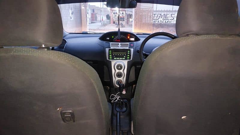 Toyota Vitz 2006 3