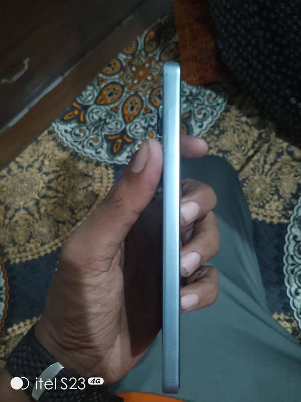 Redmi note 13 8/256 3