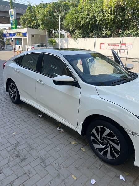 Honda Civic Oriel 2018 3