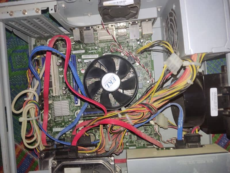 Intel super combo CPU with HP monitor 3