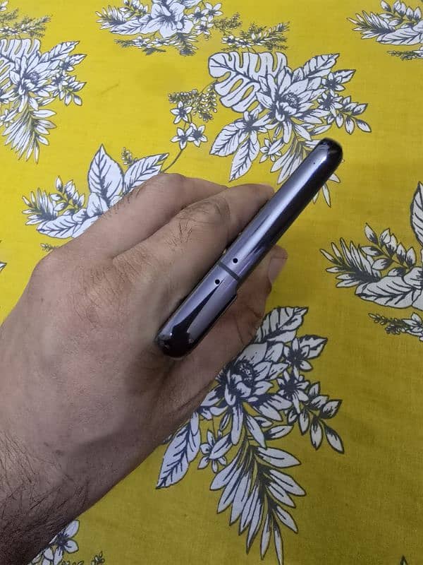 s21 for urgently sell black colour non pta 256 gb 3