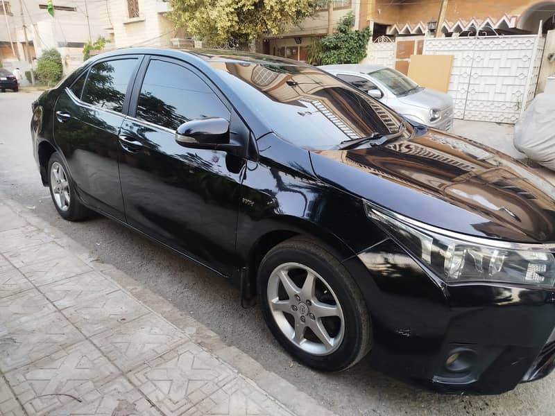 Toyota Corolla GLI 2015 1.3 VVTi 2