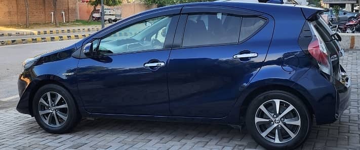 Toyota Aqua 2018 S style 5