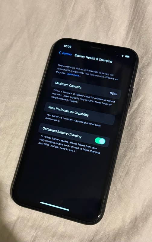 iPhone Xr 64 GB - Non PTA Approved 2