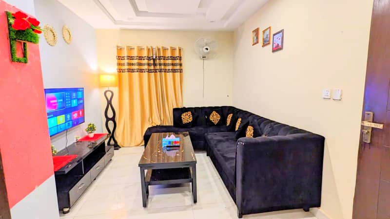 One Bed Furnished Brand New Apartment For Rent In Bahria Town, Lahore. 5