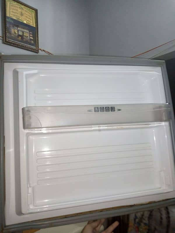 Dawlance Refrigerator condition is good 0