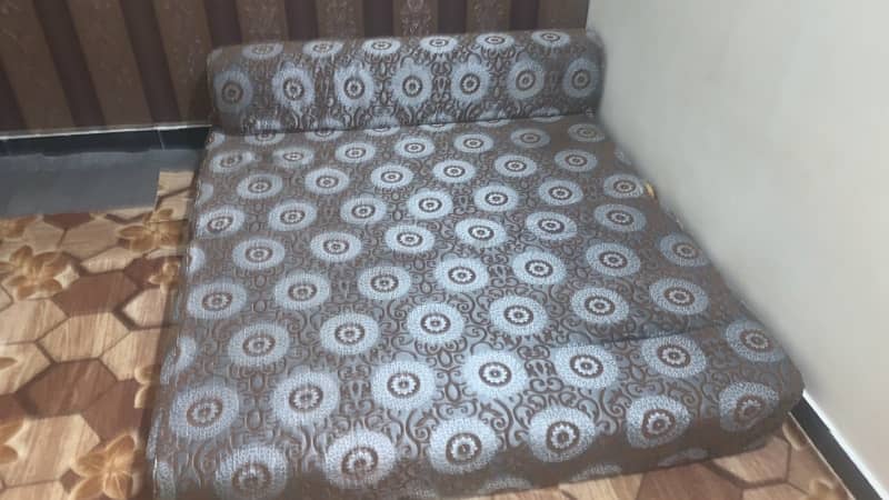 sofa bed all ok 10/9 condition 2